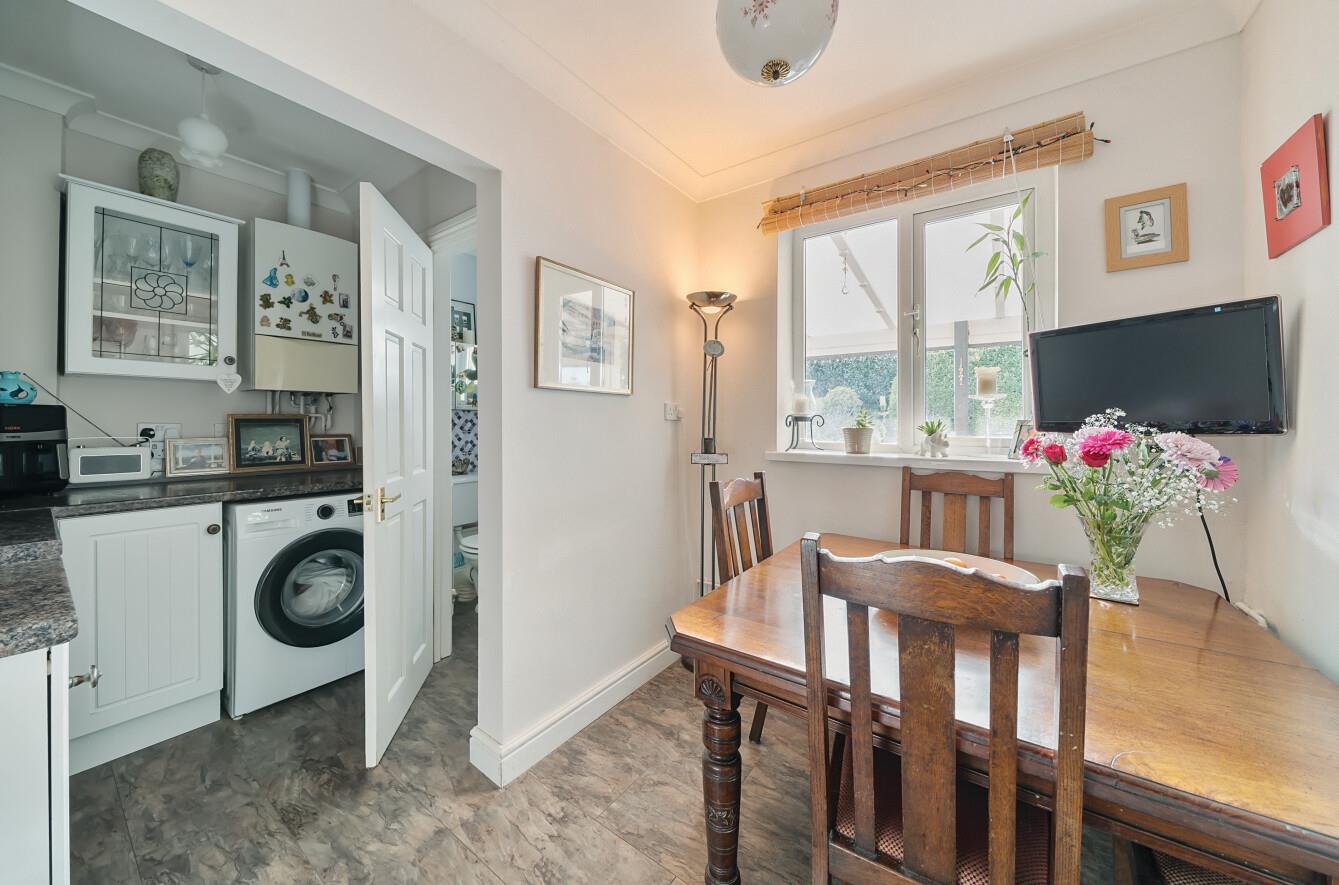 Queens Road, Sketty, Swansea, SA2 0SD